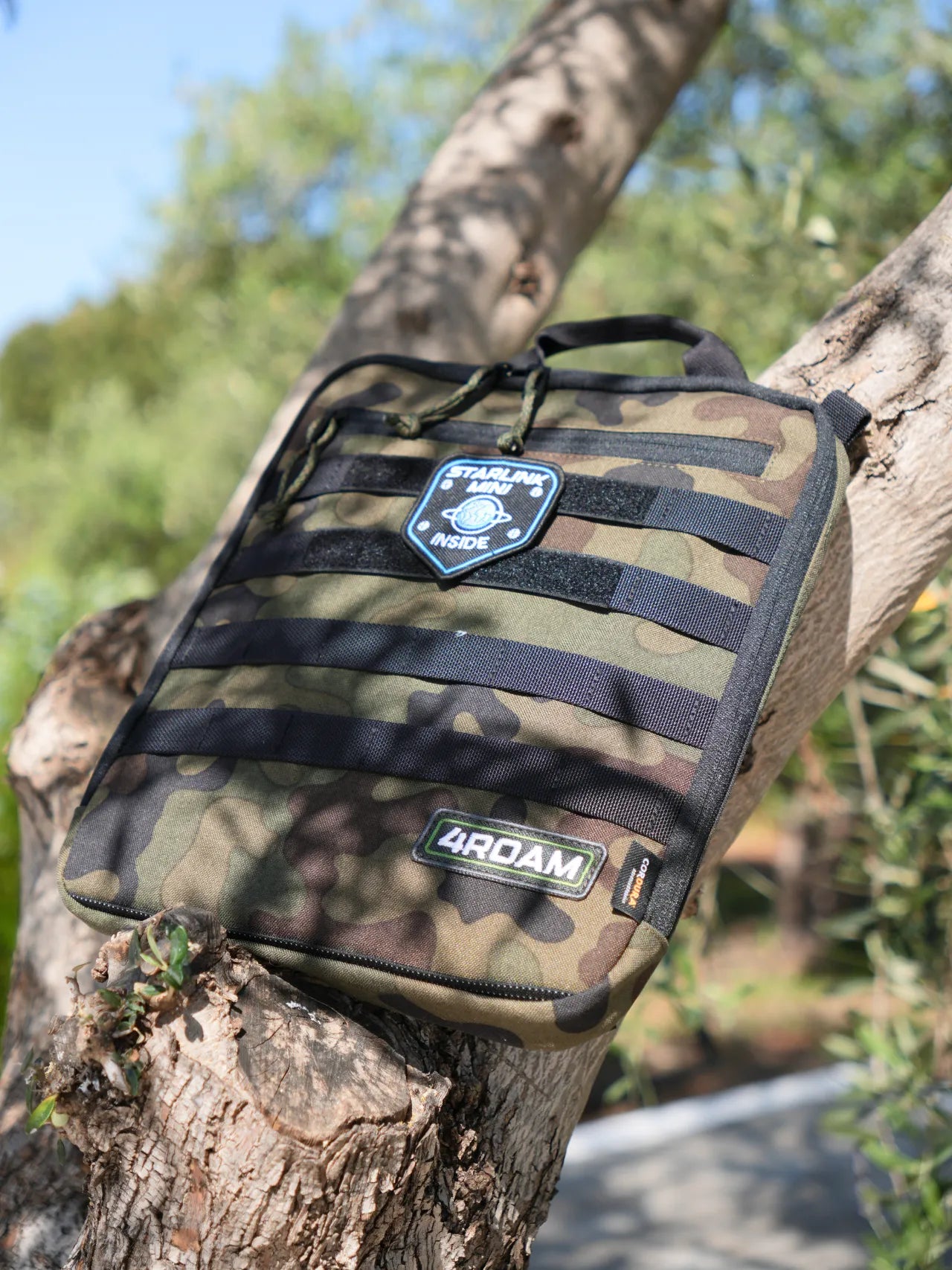 Adventure Bag for Starlink Mini. Protective case. No unpacking instant internet connection. Premium weatherproof materials. Handmade in Europe.